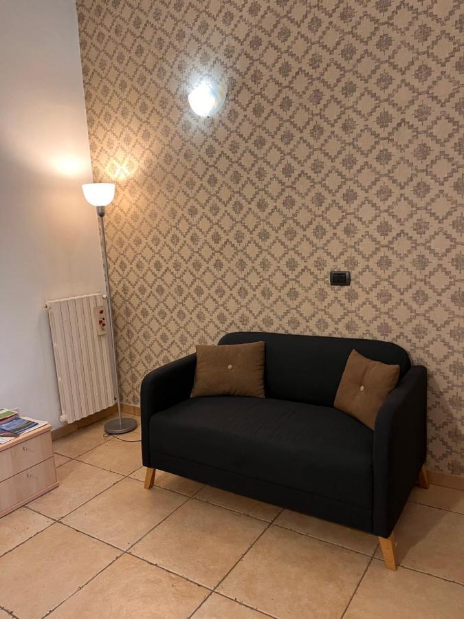 Mamo1 - Appartamento In Pieno Centro Citta Bari Zewnętrze zdjęcie
