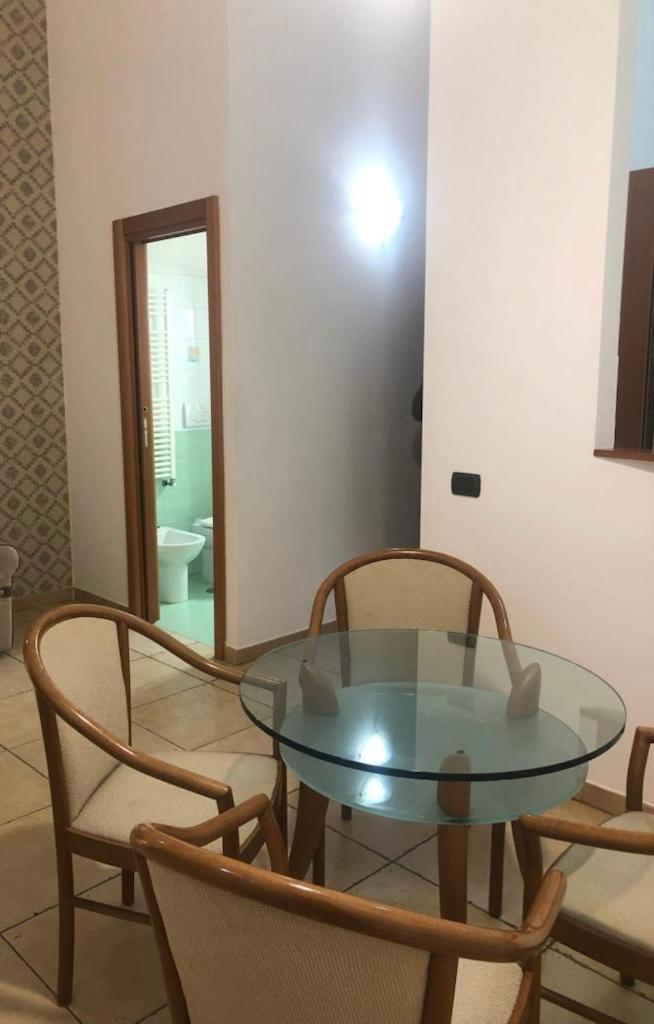 Mamo1 - Appartamento In Pieno Centro Citta Bari Zewnętrze zdjęcie
