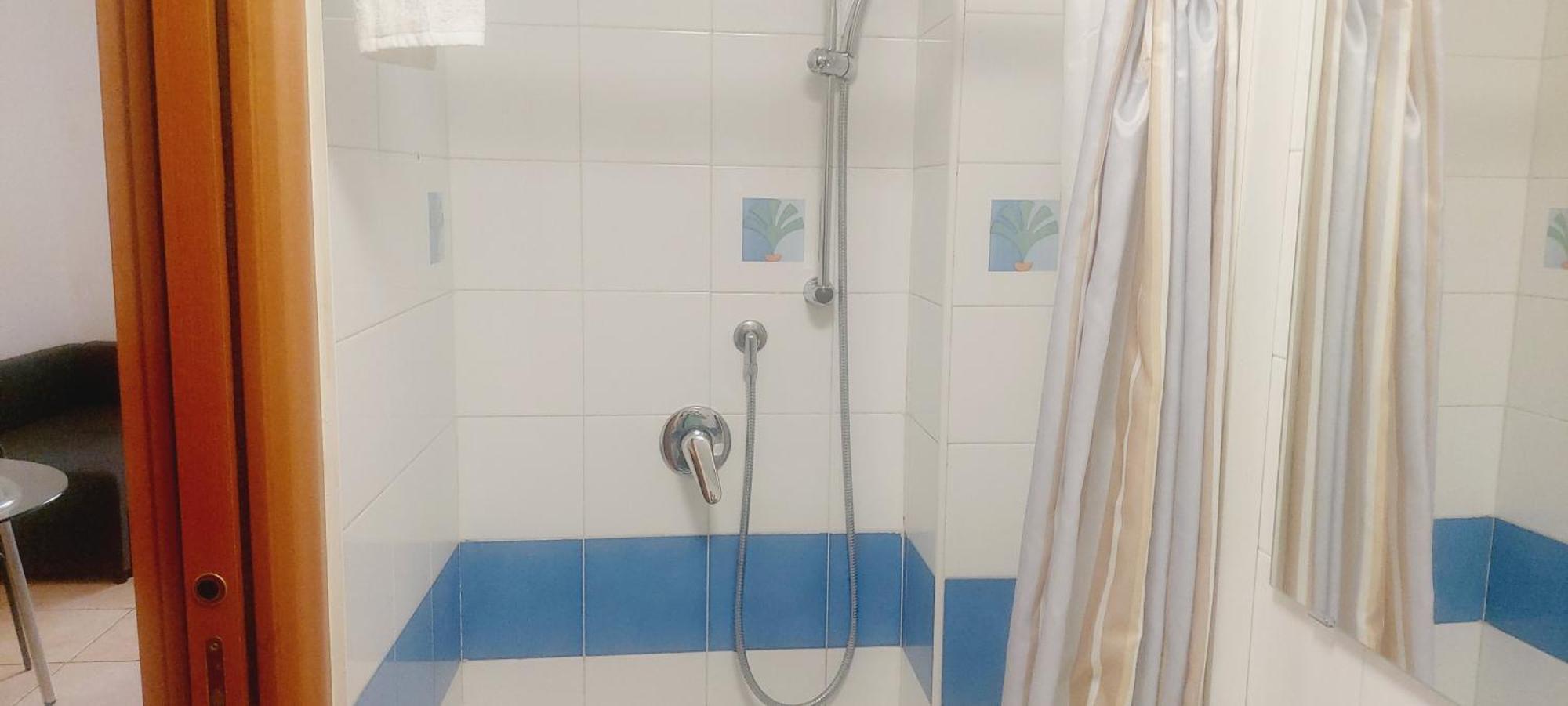 Mamo1 - Appartamento In Pieno Centro Citta Bari Zewnętrze zdjęcie